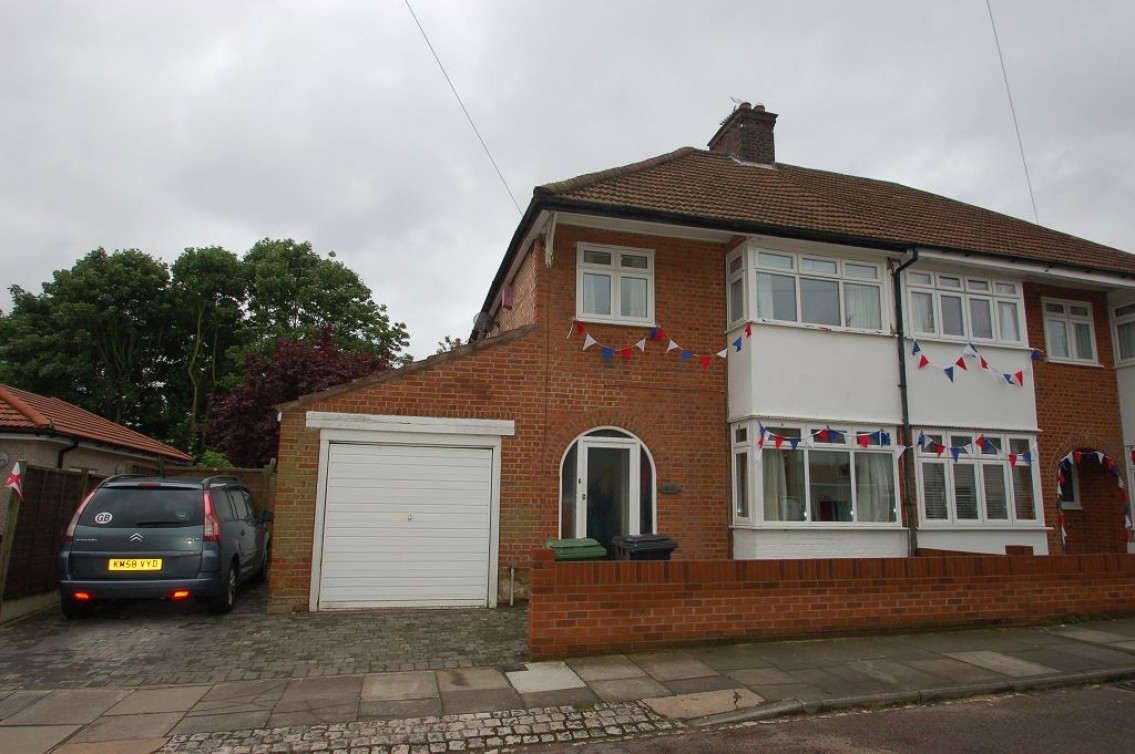 Images for Wynchlands Crescent, St Albans, AL4 EAID:NWAE BID:NWAE