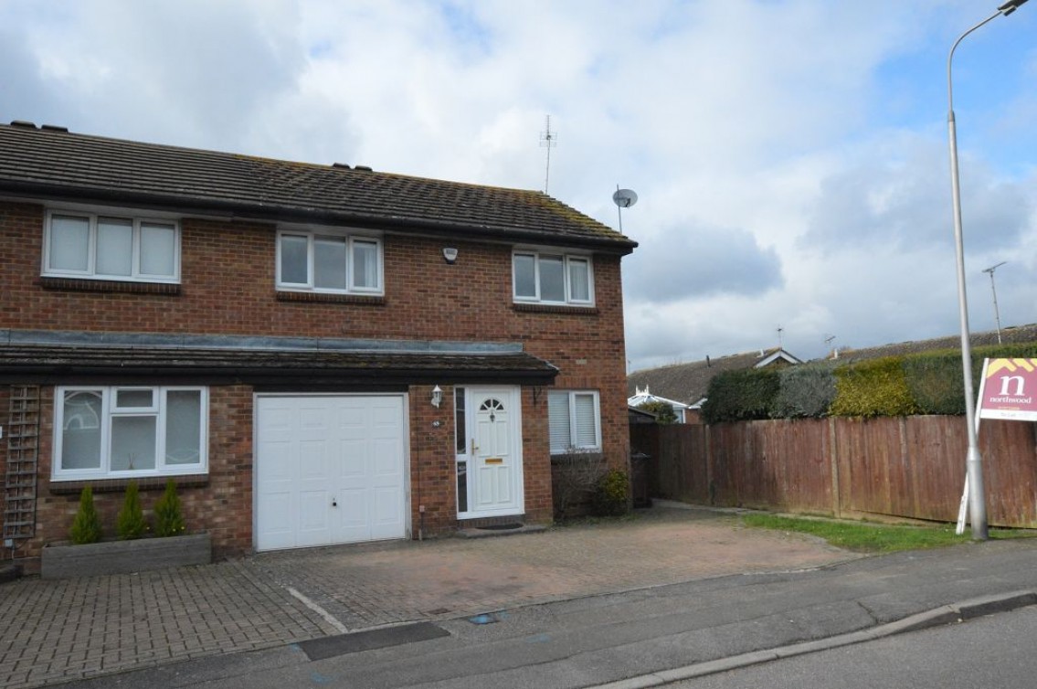 Images for Villiers Crescent, St Albans, AL4 EAID:NWAE BID:NWAE