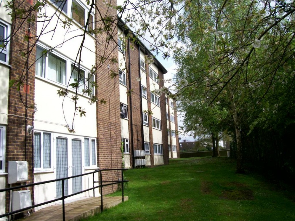 Images for Riverside Road, St Albans EAID:NWAE BID:NWAE