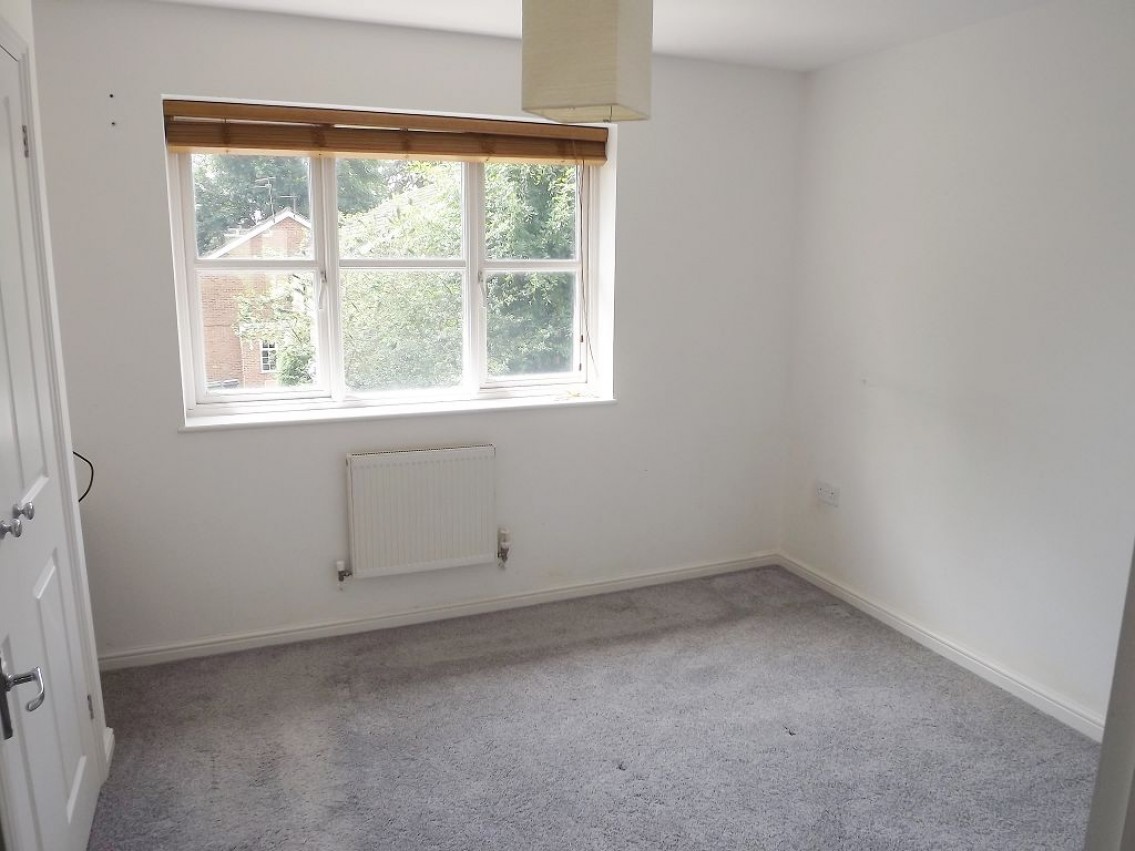 Images for Elm Lawns Close, near station, St Albans EAID:NWAE BID:NWAE
