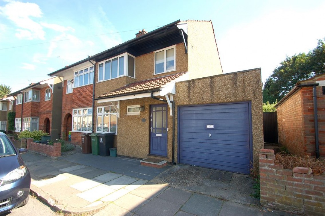 Images for Wynchlands Crescent, AL4 EAID:NWAE BID:NWAE